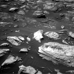 Nasa's Mars rover Curiosity acquired this image using its Left Navigation Camera on Sol 1501, at drive 2628, site number 58