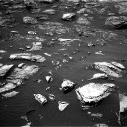 Nasa's Mars rover Curiosity acquired this image using its Left Navigation Camera on Sol 1501, at drive 2640, site number 58