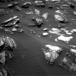 Nasa's Mars rover Curiosity acquired this image using its Left Navigation Camera on Sol 1501, at drive 2664, site number 58