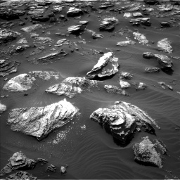 Nasa's Mars rover Curiosity acquired this image using its Left Navigation Camera on Sol 1501, at drive 2676, site number 58
