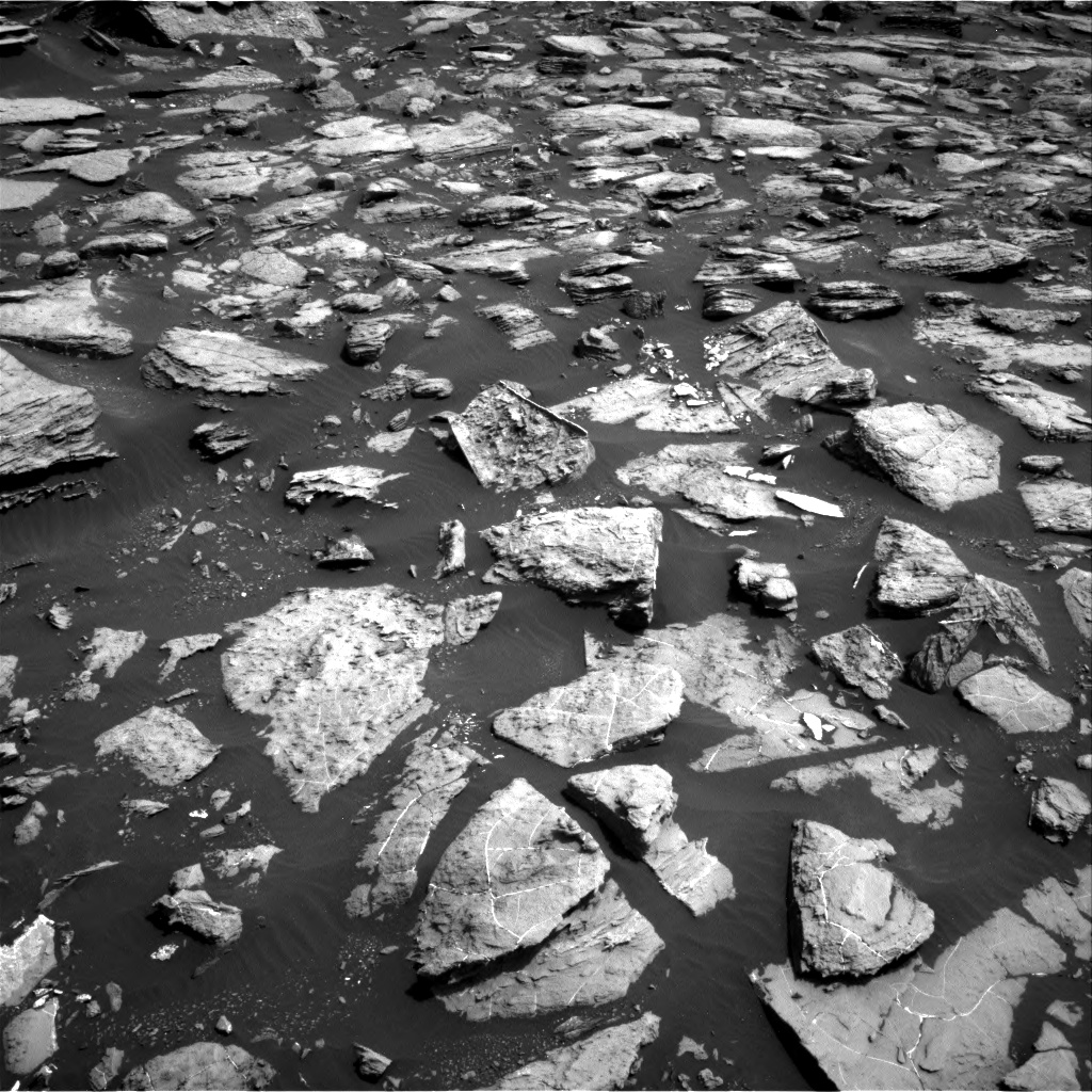 Nasa's Mars rover Curiosity acquired this image using its Right Navigation Camera on Sol 1502, at drive 2910, site number 58