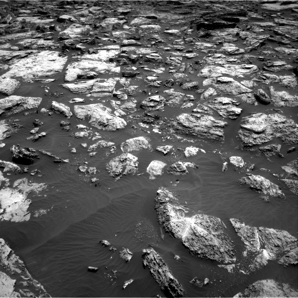 Nasa's Mars rover Curiosity acquired this image using its Right Navigation Camera on Sol 1503, at drive 3186, site number 58