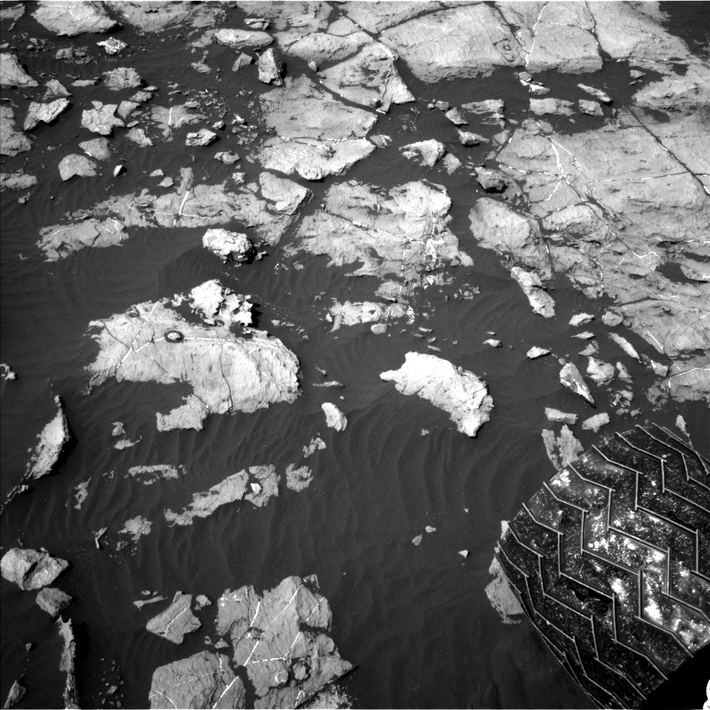Nasa's Mars rover Curiosity acquired this image using its Left Navigation Camera on Sol 1507, at drive 612, site number 59