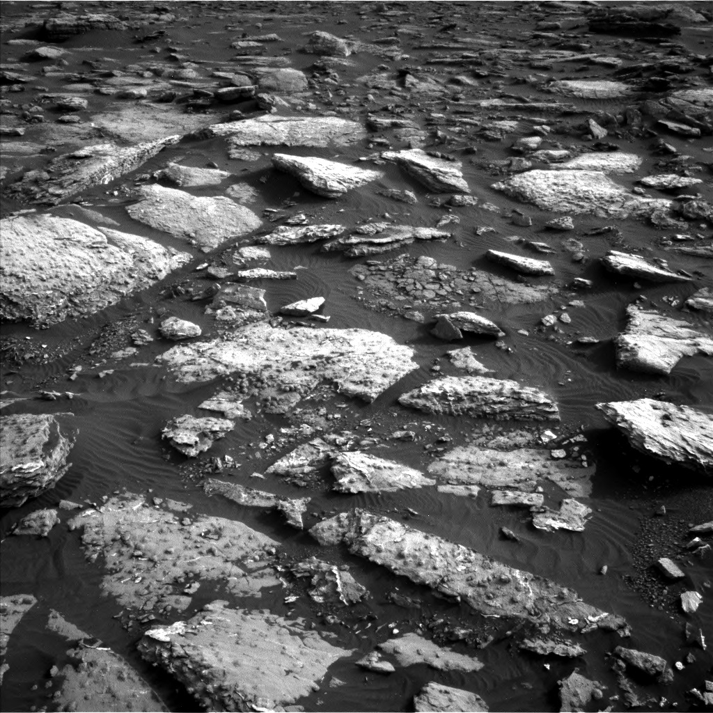 Nasa's Mars rover Curiosity acquired this image using its Left Navigation Camera on Sol 1512, at drive 1560, site number 59