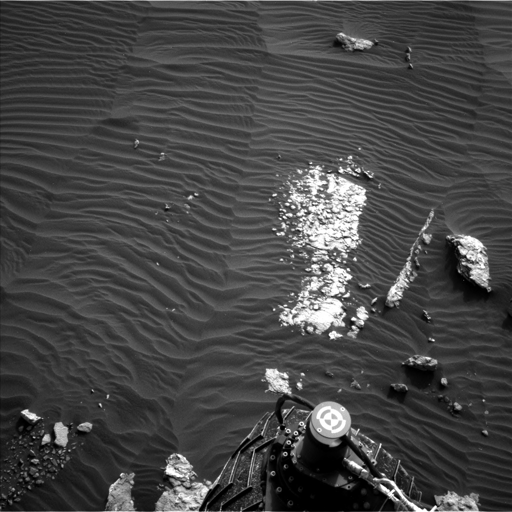 Nasa's Mars rover Curiosity acquired this image using its Left Navigation Camera on Sol 1514, at drive 1998, site number 59