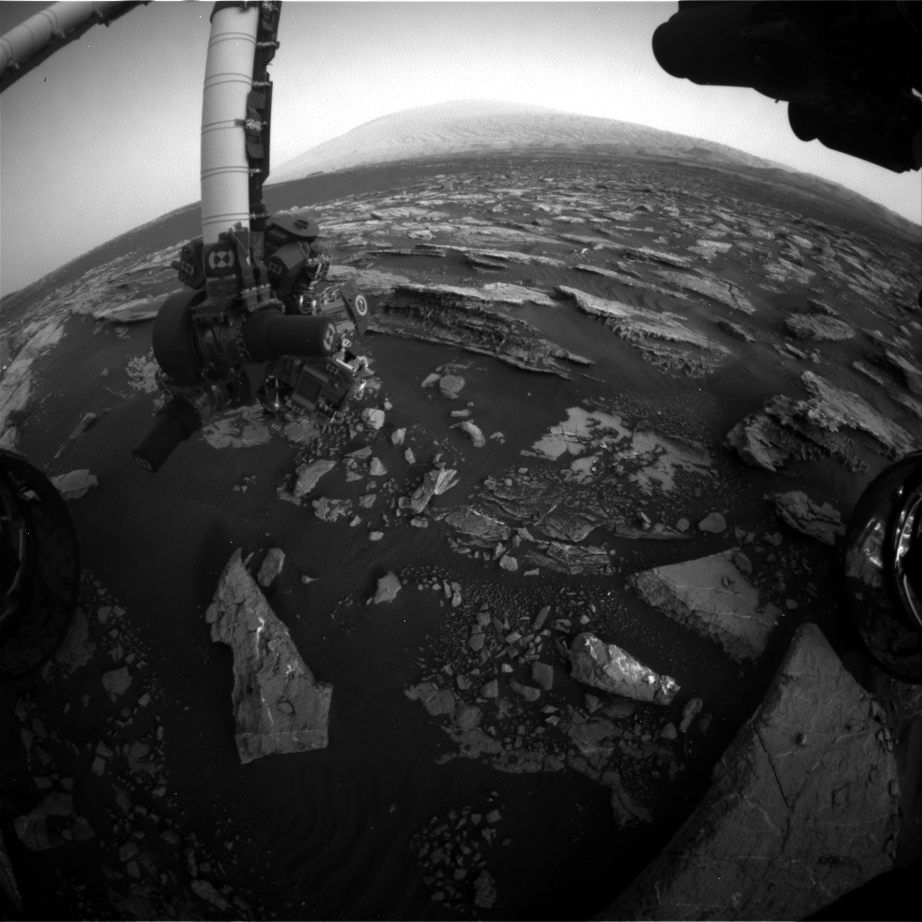 Nasa's Mars rover Curiosity acquired this image using its Front Hazard Avoidance Camera (Front Hazcam) on Sol 1525, at drive 2668, site number 59