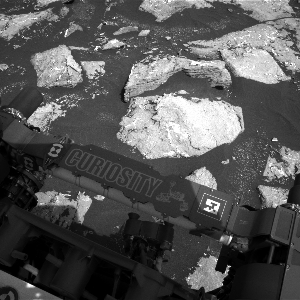 Nasa's Mars rover Curiosity acquired this image using its Left Navigation Camera on Sol 1526, at drive 2830, site number 59