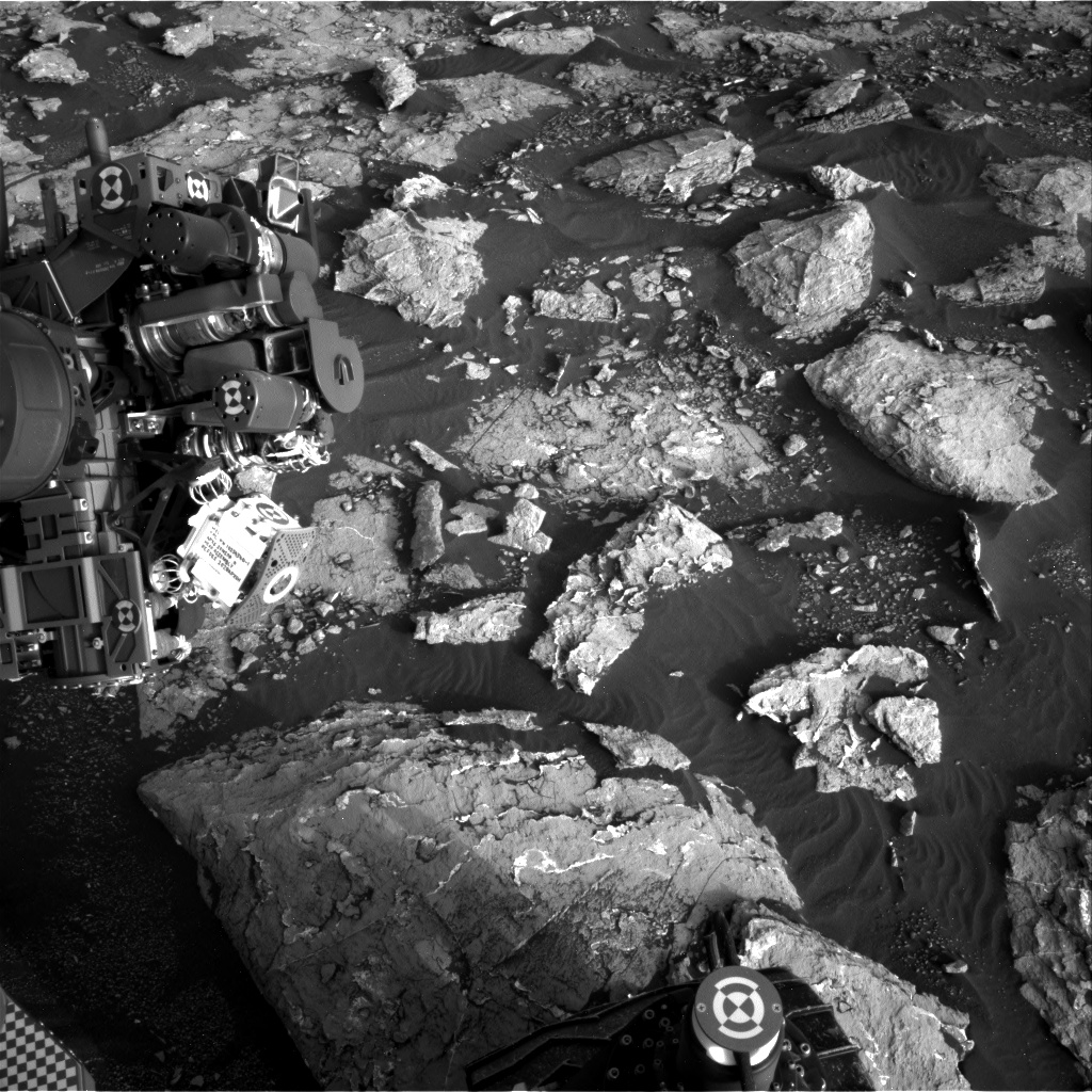 Nasa's Mars rover Curiosity acquired this image using its Right Navigation Camera on Sol 1535, at drive 2830, site number 59