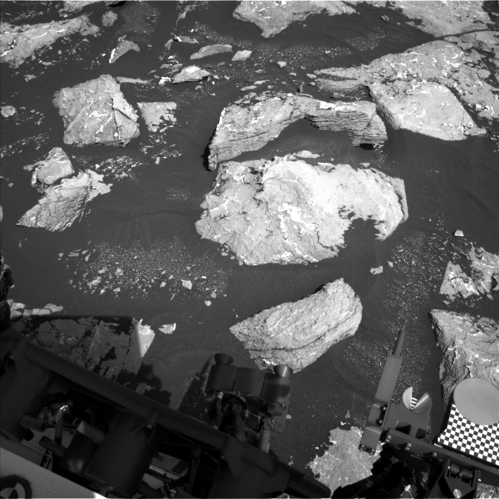 Nasa's Mars rover Curiosity acquired this image using its Left Navigation Camera on Sol 1536, at drive 2830, site number 59