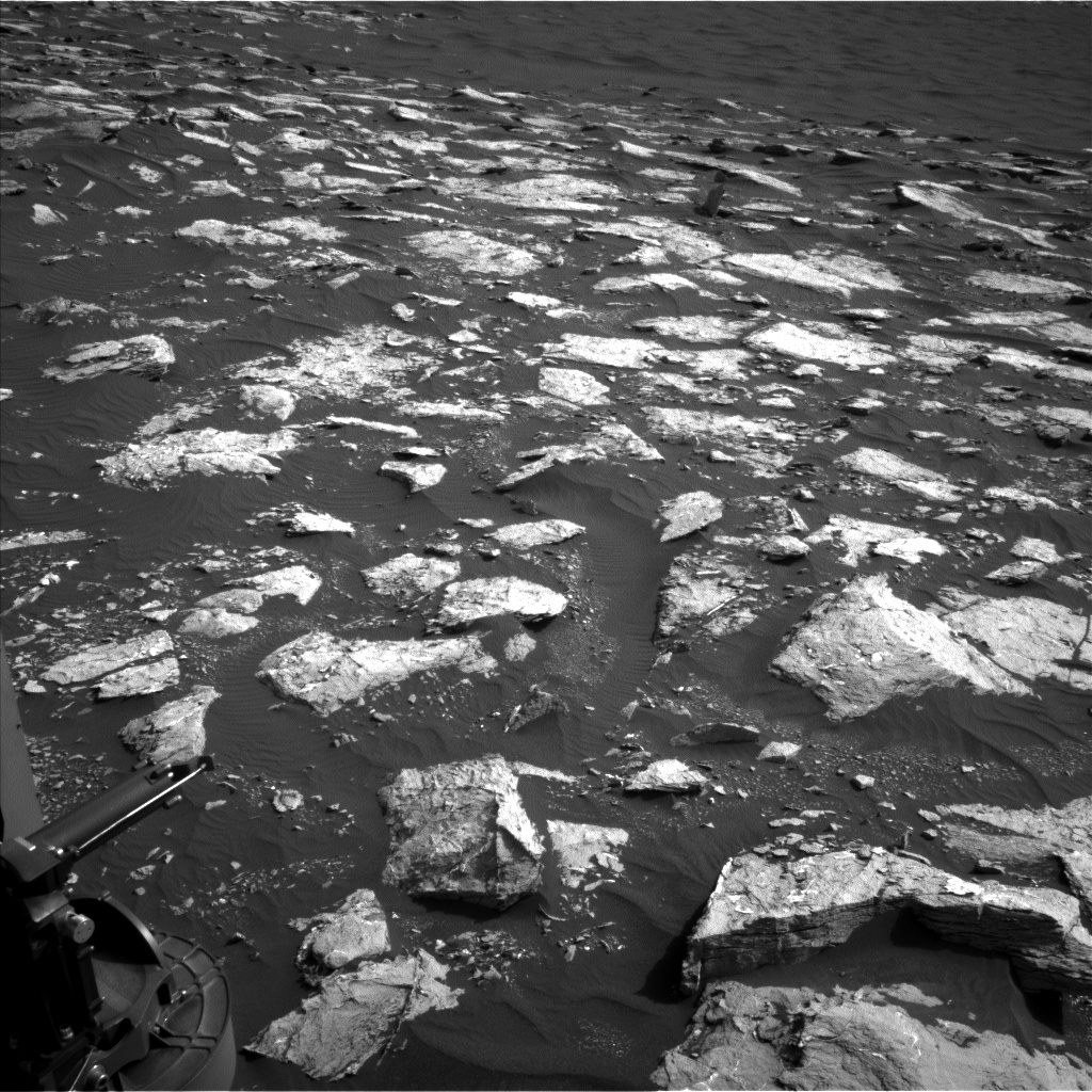 Nasa's Mars rover Curiosity acquired this image using its Left Navigation Camera on Sol 1537, at drive 2830, site number 59
