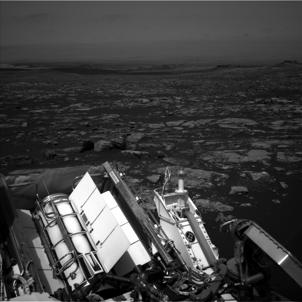 Nasa's Mars rover Curiosity acquired this image using its Left Navigation Camera on Sol 1547, at drive 2830, site number 59