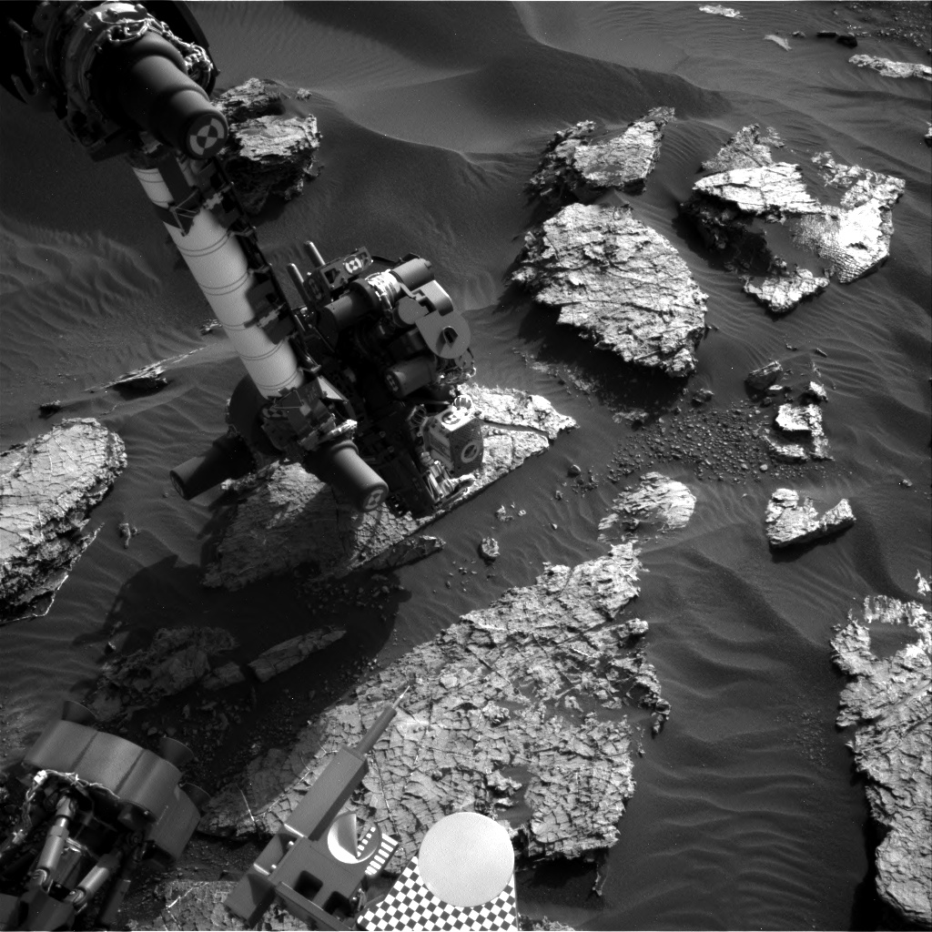 Nasa's Mars rover Curiosity acquired this image using its Right Navigation Camera on Sol 1566, at drive 3016, site number 59