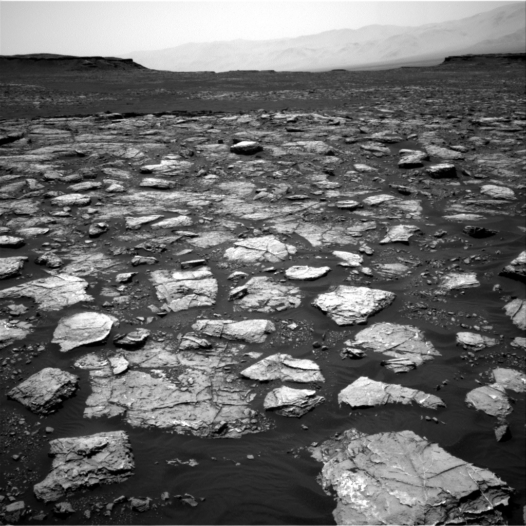 Nasa's Mars rover Curiosity acquired this image using its Right Navigation Camera on Sol 1571, at drive 0, site number 60