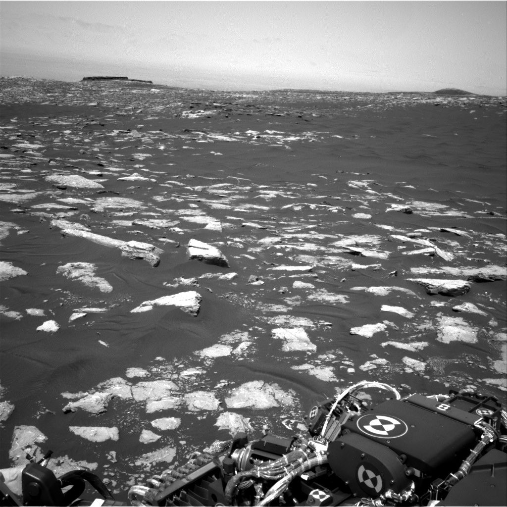 Nasa's Mars rover Curiosity acquired this image using its Right Navigation Camera on Sol 1571, at drive 0, site number 60