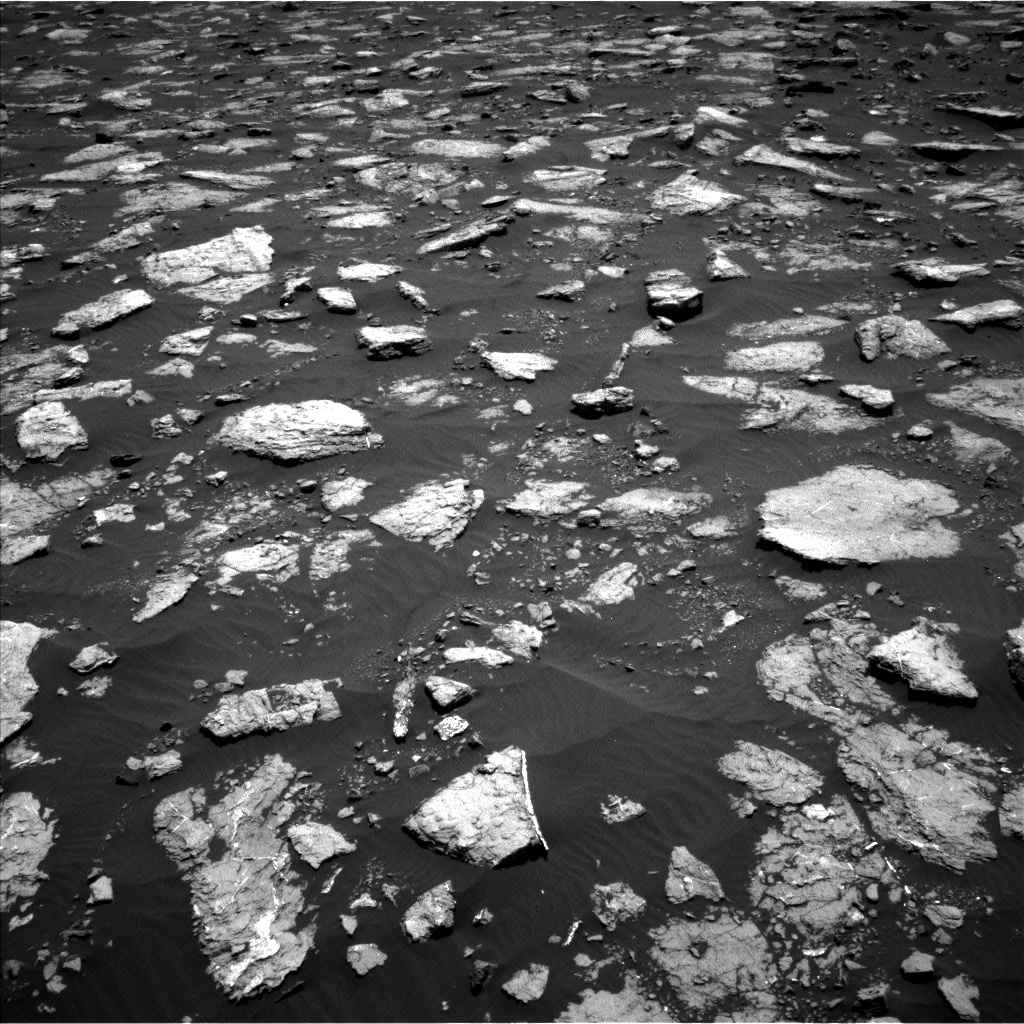 Nasa's Mars rover Curiosity acquired this image using its Left Navigation Camera on Sol 1574, at drive 144, site number 60