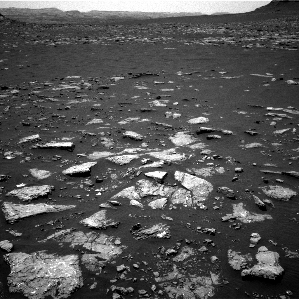 Nasa's Mars rover Curiosity acquired this image using its Left Navigation Camera on Sol 1574, at drive 180, site number 60