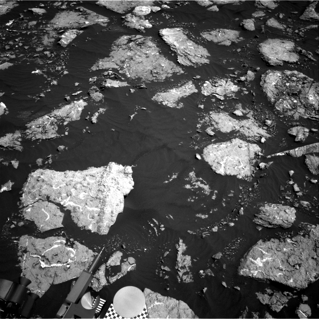 Nasa's Mars rover Curiosity acquired this image using its Right Navigation Camera on Sol 1574, at drive 180, site number 60
