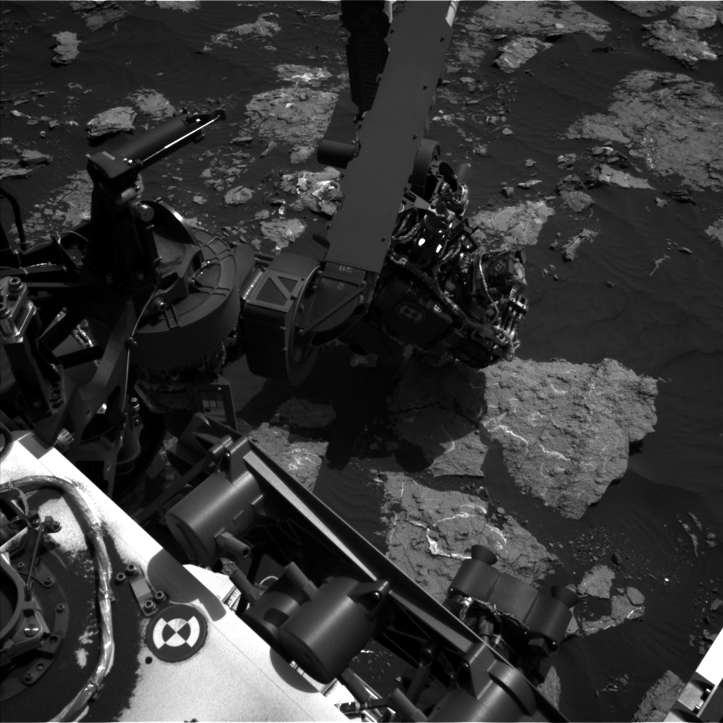 Nasa's Mars rover Curiosity acquired this image using its Left Navigation Camera on Sol 1576, at drive 180, site number 60