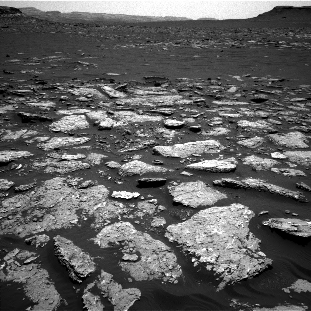 Nasa's Mars rover Curiosity acquired this image using its Left Navigation Camera on Sol 1576, at drive 396, site number 60