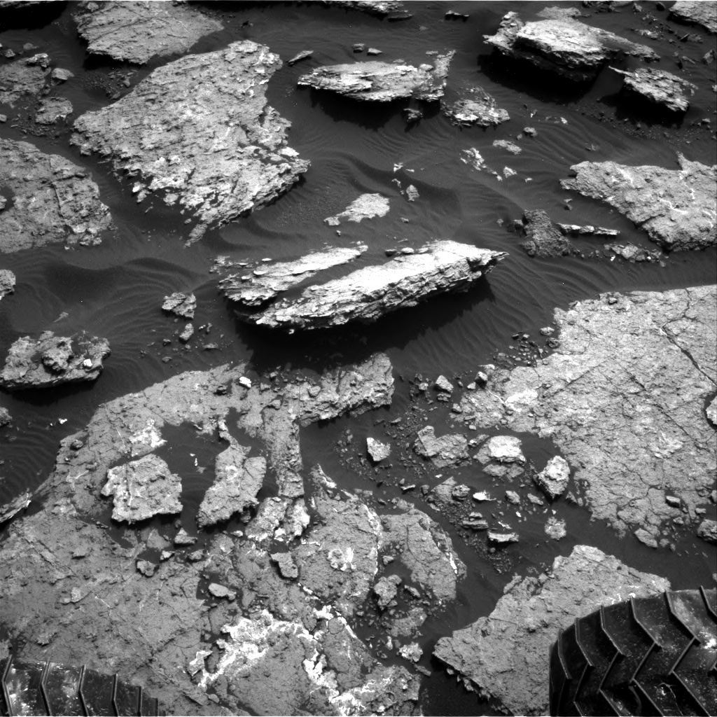 Nasa's Mars rover Curiosity acquired this image using its Right Navigation Camera on Sol 1576, at drive 396, site number 60