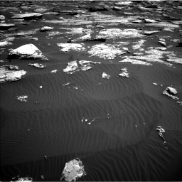 Nasa's Mars rover Curiosity acquired this image using its Left Navigation Camera on Sol 1577, at drive 588, site number 60