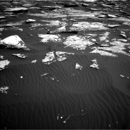 Nasa's Mars rover Curiosity acquired this image using its Left Navigation Camera on Sol 1577, at drive 594, site number 60