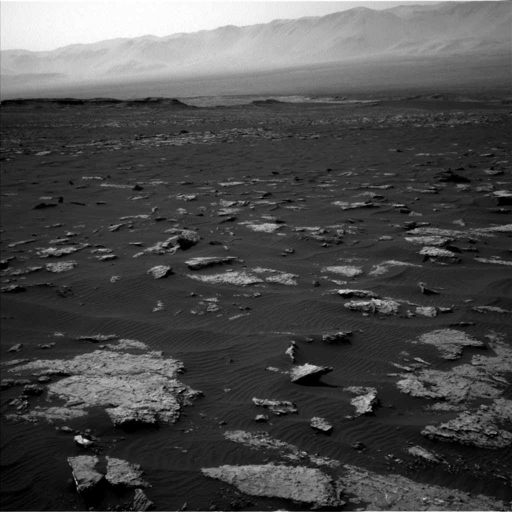 Nasa's Mars rover Curiosity acquired this image using its Left Navigation Camera on Sol 1577, at drive 684, site number 60
