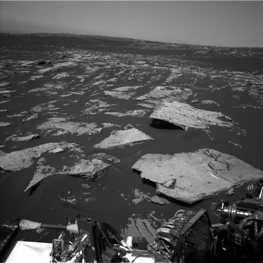 Nasa's Mars rover Curiosity acquired this image using its Left Navigation Camera on Sol 1577, at drive 684, site number 60