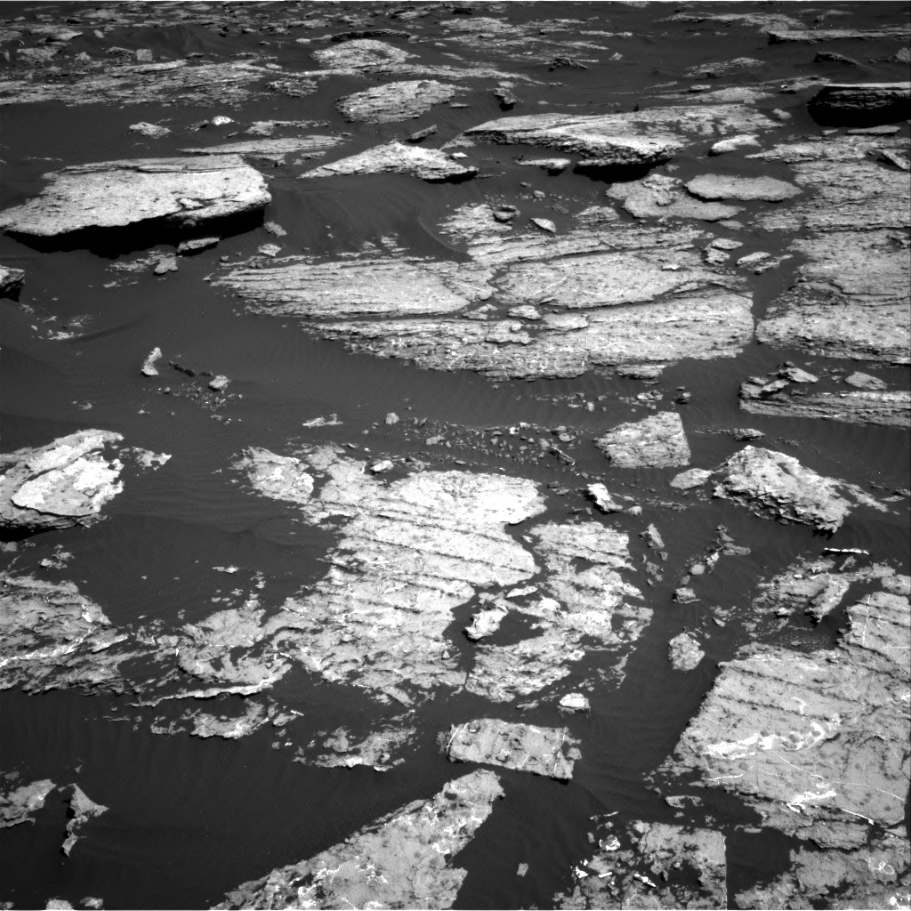 Nasa's Mars rover Curiosity acquired this image using its Right Navigation Camera on Sol 1577, at drive 642, site number 60