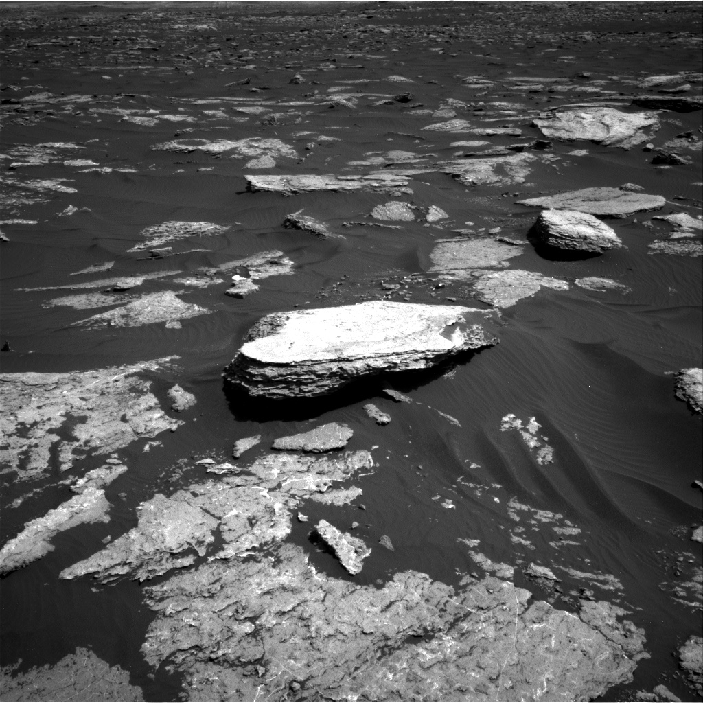 Nasa's Mars rover Curiosity acquired this image using its Right Navigation Camera on Sol 1577, at drive 684, site number 60