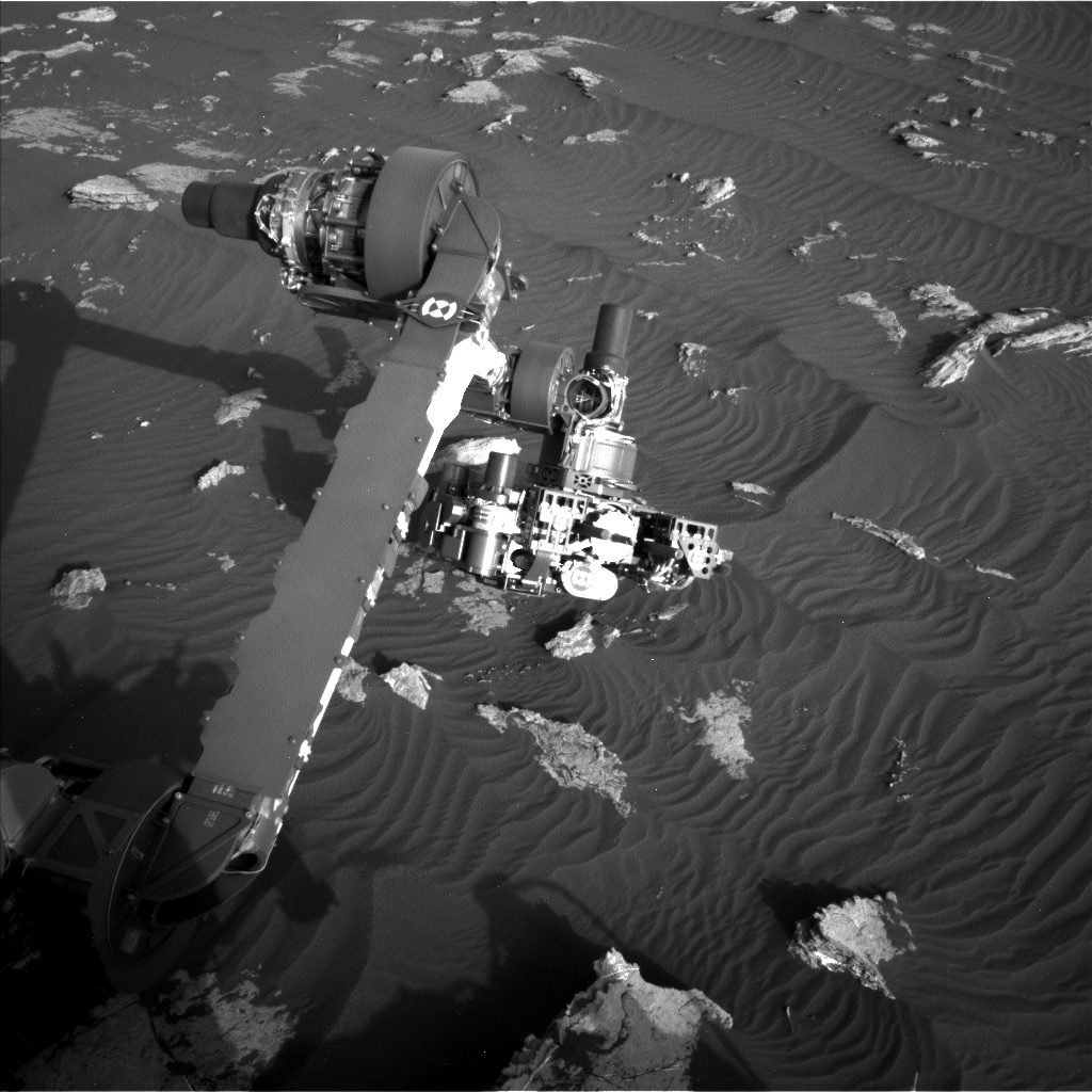 Nasa's Mars rover Curiosity acquired this image using its Left Navigation Camera on Sol 1581, at drive 888, site number 60