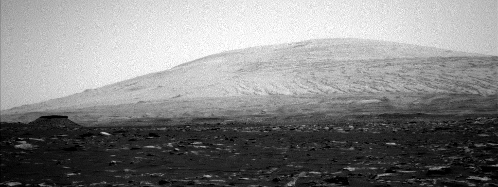 Nasa's Mars rover Curiosity acquired this image using its Left Navigation Camera on Sol 1582, at drive 888, site number 60