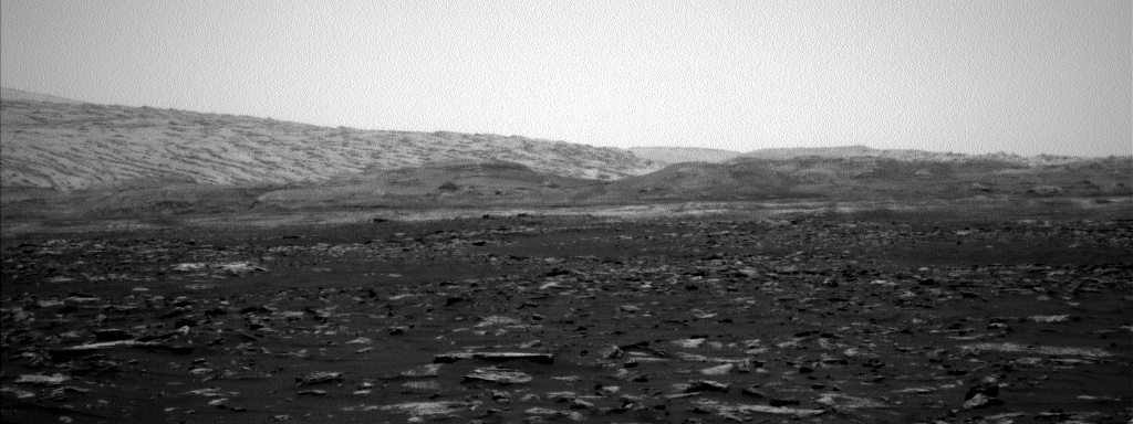 Nasa's Mars rover Curiosity acquired this image using its Left Navigation Camera on Sol 1582, at drive 888, site number 60