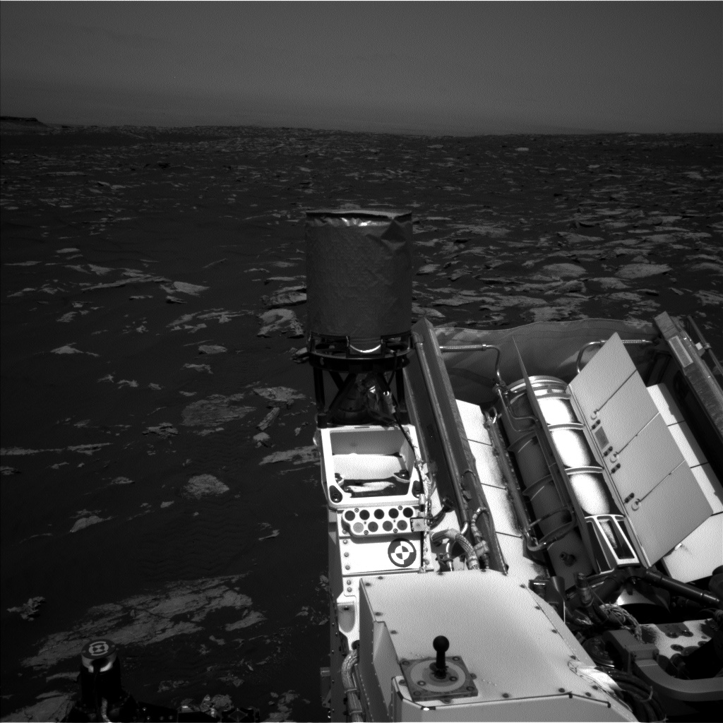 Nasa's Mars rover Curiosity acquired this image using its Left Navigation Camera on Sol 1583, at drive 1422, site number 60