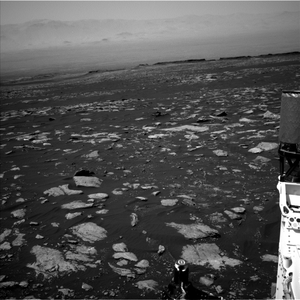 Nasa's Mars rover Curiosity acquired this image using its Left Navigation Camera on Sol 1584, at drive 1650, site number 60