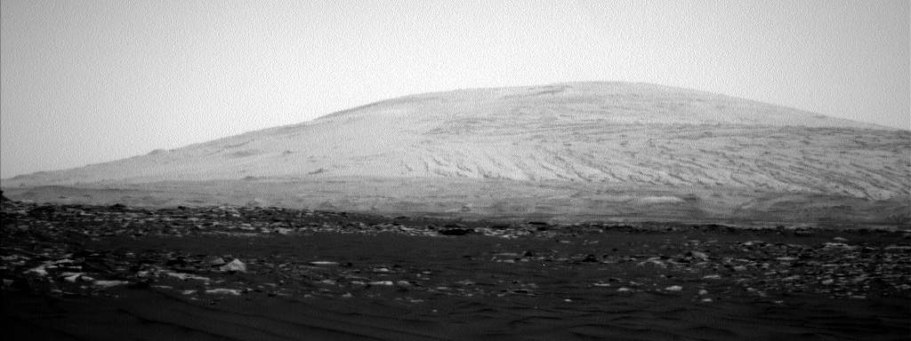 Nasa's Mars rover Curiosity acquired this image using its Left Navigation Camera on Sol 1585, at drive 1650, site number 60