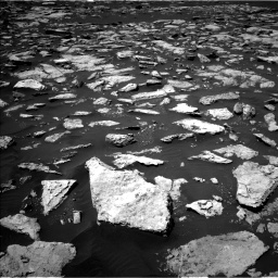 Nasa's Mars rover Curiosity acquired this image using its Left Navigation Camera on Sol 1585, at drive 1674, site number 60