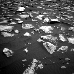 Nasa's Mars rover Curiosity acquired this image using its Left Navigation Camera on Sol 1587, at drive 1854, site number 60