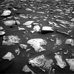 Nasa's Mars rover Curiosity acquired this image using its Left Navigation Camera on Sol 1587, at drive 1872, site number 60