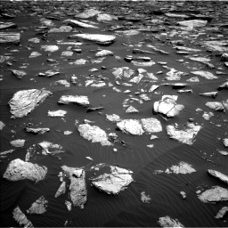 Nasa's Mars rover Curiosity acquired this image using its Left Navigation Camera on Sol 1587, at drive 1938, site number 60