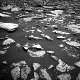 Nasa's Mars rover Curiosity acquired this image using its Left Navigation Camera on Sol 1587, at drive 1986, site number 60