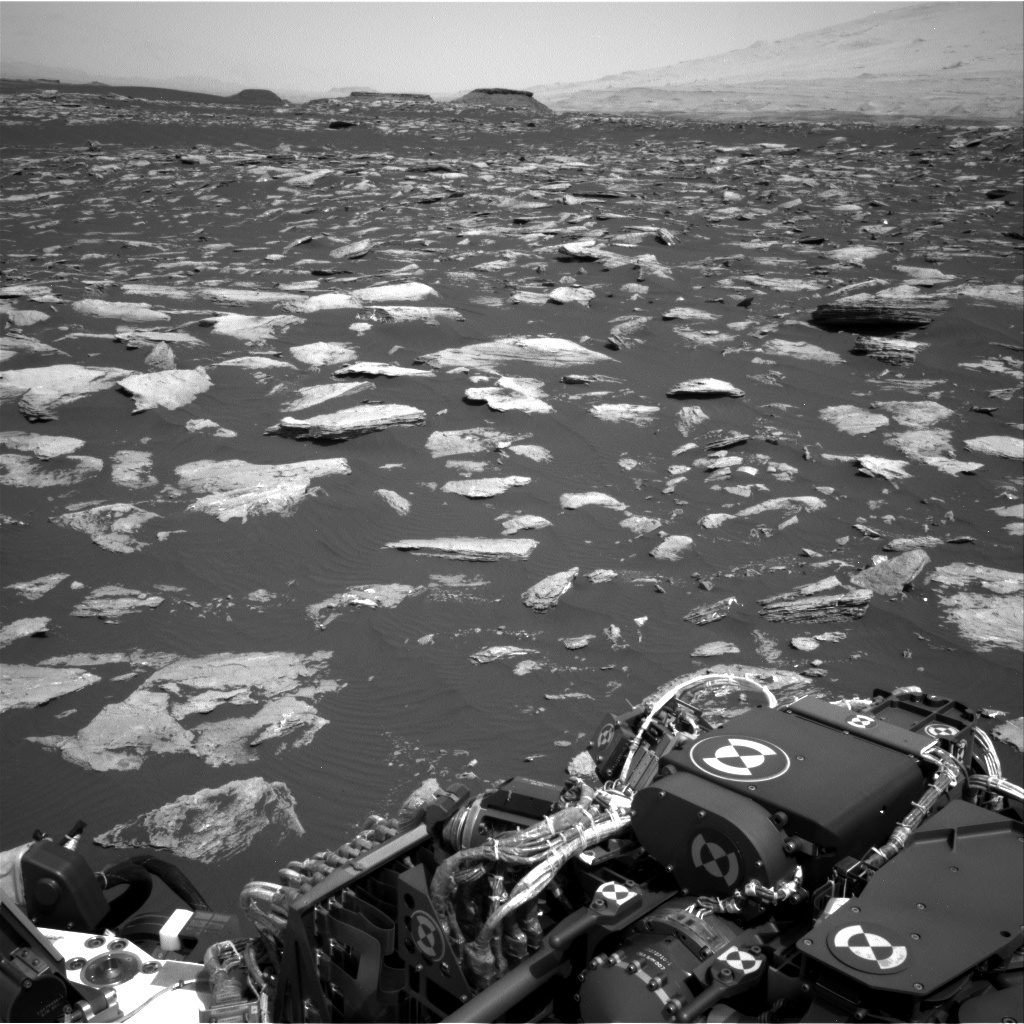 Nasa's Mars rover Curiosity acquired this image using its Right Navigation Camera on Sol 1587, at drive 2010, site number 60