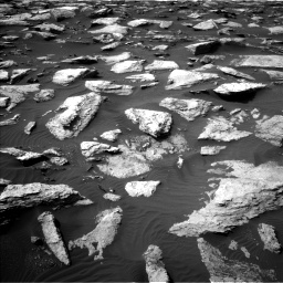 Nasa's Mars rover Curiosity acquired this image using its Left Navigation Camera on Sol 1589, at drive 2052, site number 60