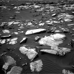 Nasa's Mars rover Curiosity acquired this image using its Left Navigation Camera on Sol 1589, at drive 2214, site number 60