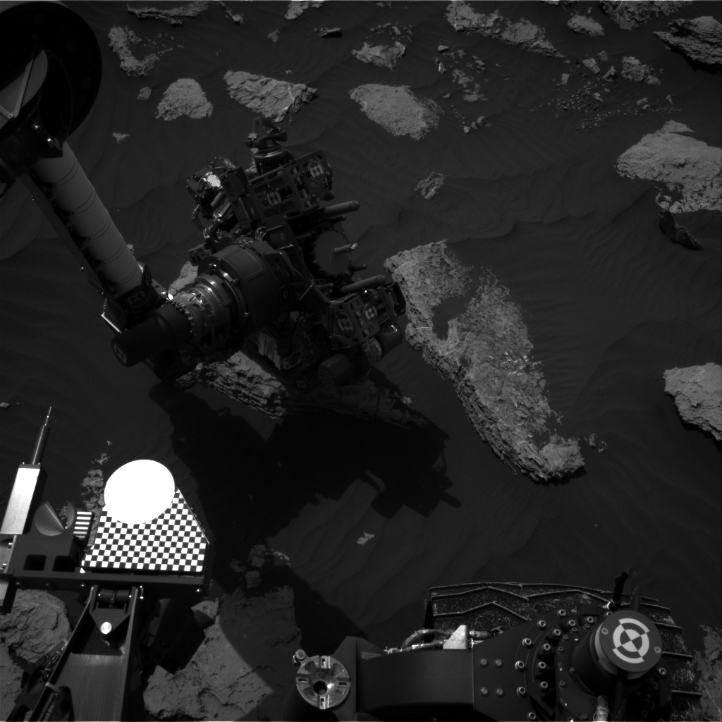 Nasa's Mars rover Curiosity acquired this image using its Right Navigation Camera on Sol 1589, at drive 2010, site number 60