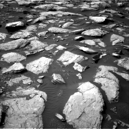 Nasa's Mars rover Curiosity acquired this image using its Right Navigation Camera on Sol 1589, at drive 2094, site number 60