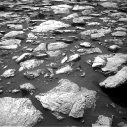 Nasa's Mars rover Curiosity acquired this image using its Right Navigation Camera on Sol 1589, at drive 2142, site number 60
