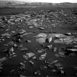 Nasa's Mars rover Curiosity acquired this image using its Left Navigation Camera on Sol 1591, at drive 2322, site number 60