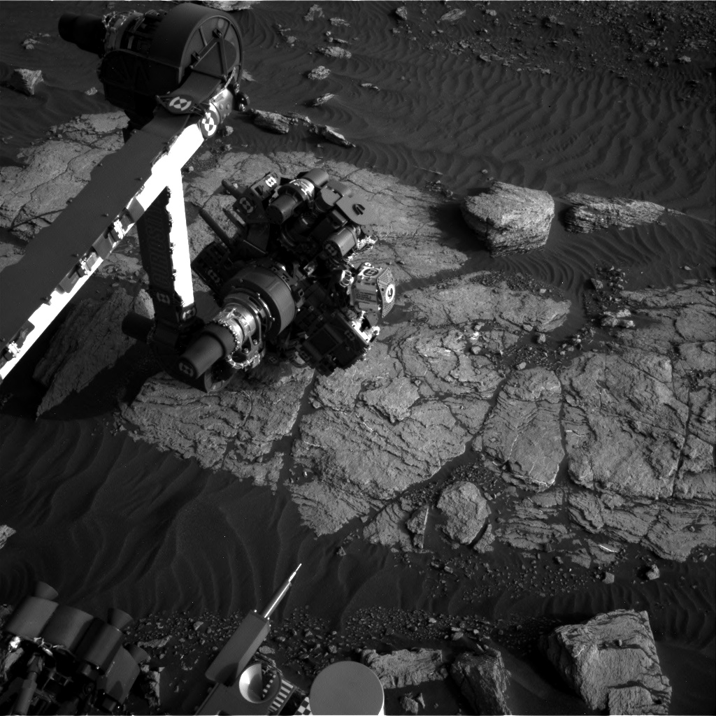 Nasa's Mars rover Curiosity acquired this image using its Right Navigation Camera on Sol 1593, at drive 2346, site number 60
