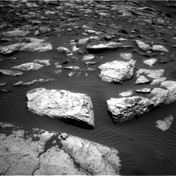 Nasa's Mars rover Curiosity acquired this image using its Left Navigation Camera on Sol 1598, at drive 2760, site number 60